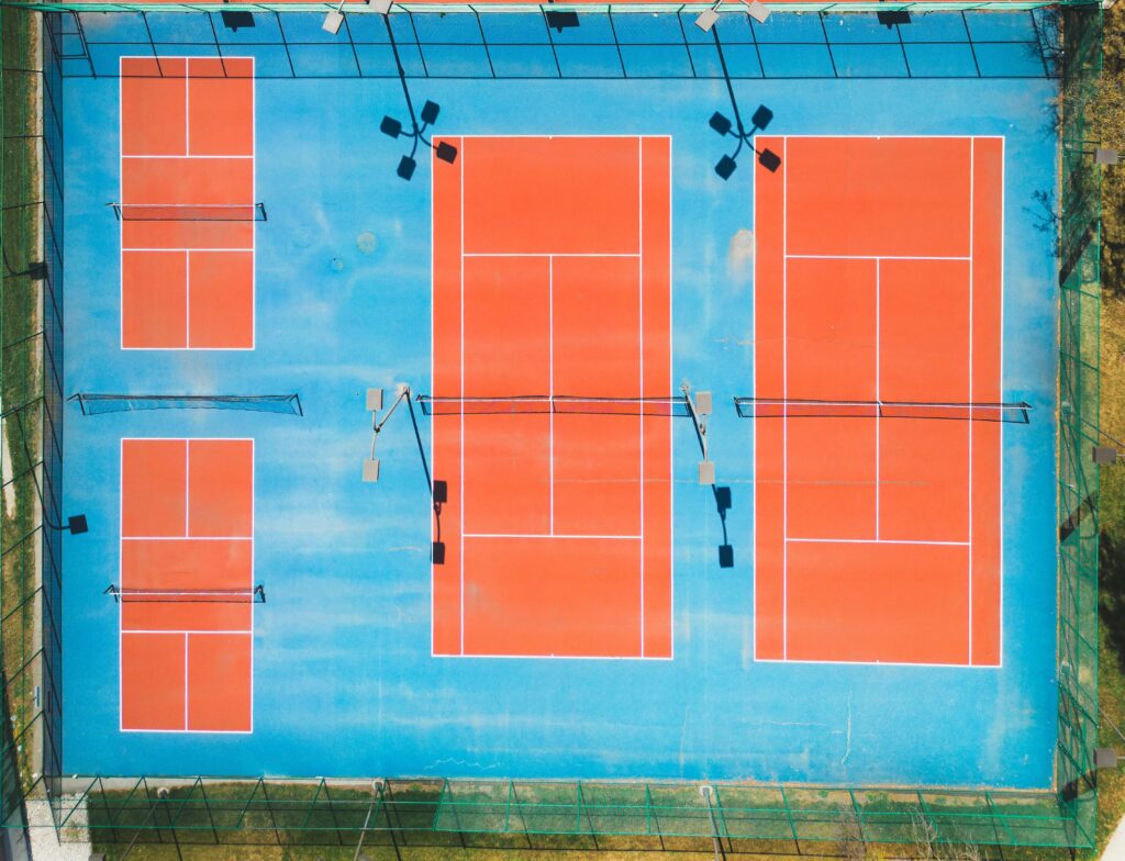how to build a pickleball court 
